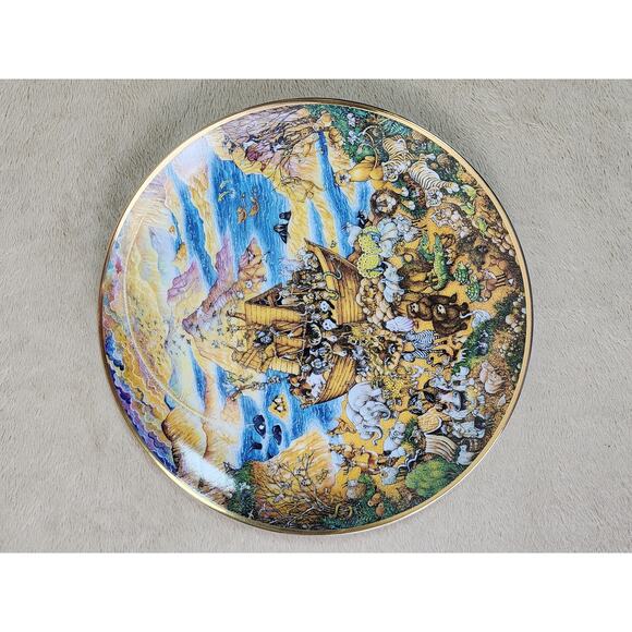 Noah's Ark Bible Story Plate Two By Two by Bill Bell 8" 1991 Porcelain Gold Trim - Picture 9 of 12